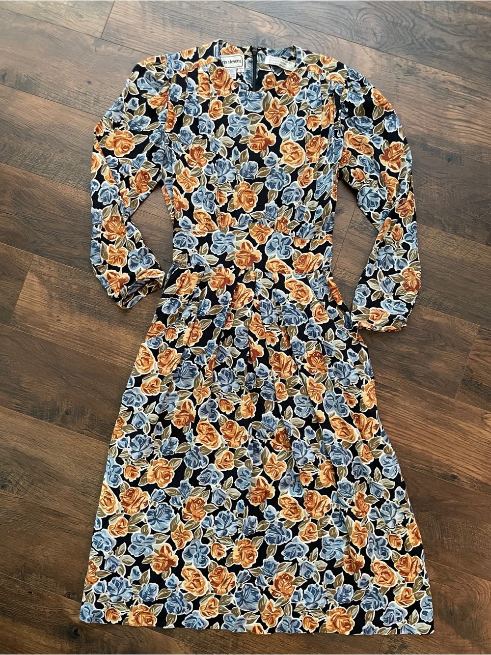 Karin Stevens Floral Long-Sleeve Midi Dress